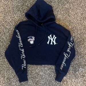 New York Yankees Cropped Hoodie